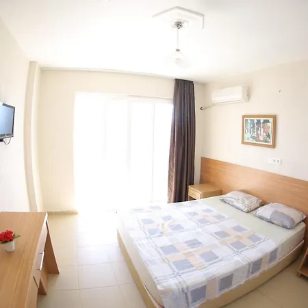 Mavi Cennet Caravan Kemp Kızılot